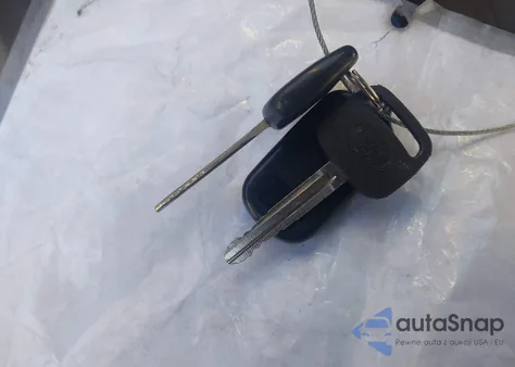 2003 Toyota Camry Xle из США, поврежденный, VIN 4T1BE30K13U232290